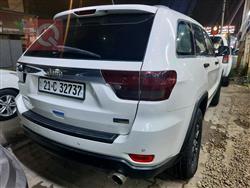 جیپ گراند شیرۆکی